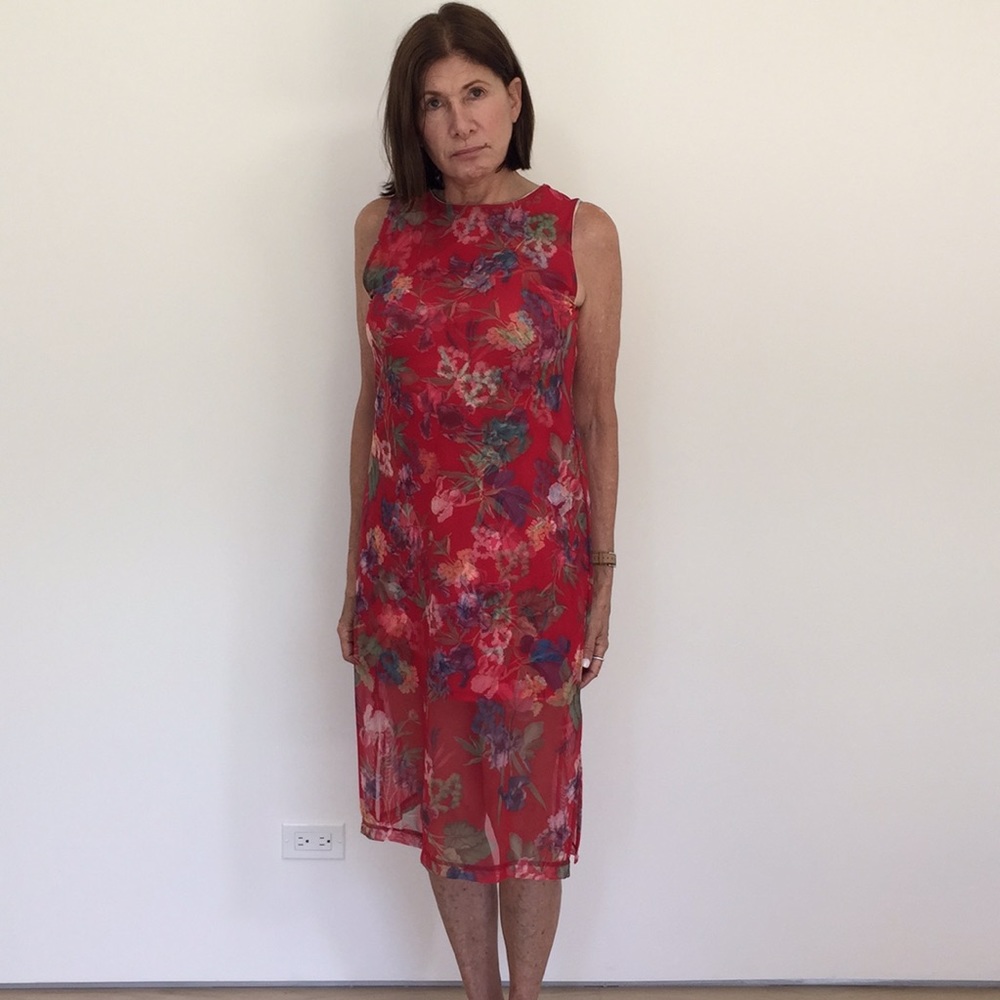 Beautiful Red Floral Patterned Dress